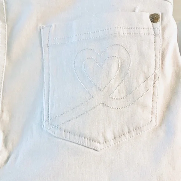 Daily Sports Born In Sweden Skort - Picture 4 of 5